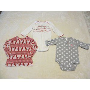 LOT OF 3 BABY CLOTHES, 2 BODYSUITS AND 1 SHIRT, 2 ARE CHRISTMAS ITEMS 6-12 MONTH